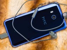 HTC trio will be updated sometime in Q4 this year
