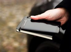 Huawei with Porsche Design announced for 16th October 2017.