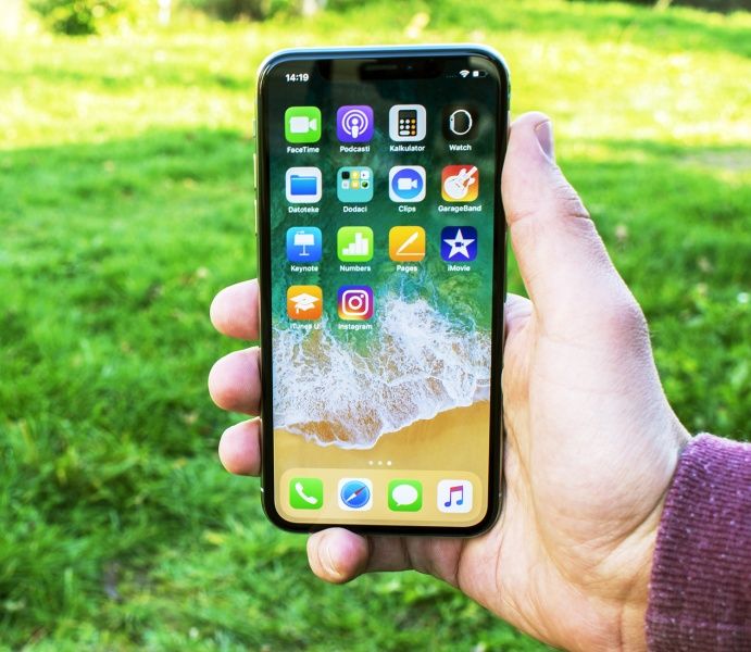 Take a look on official Apple iPhone X tour