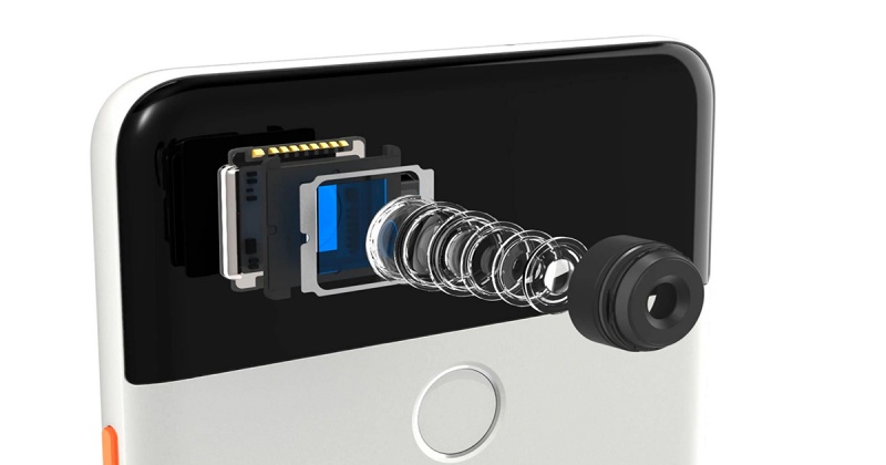 Google Pixel 2 and 2 XL received an update